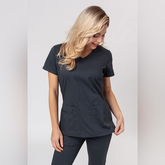 NWT Cherokee Women’s Core Stretch Scrub Top in Pewter Gray Size Medium - Picture 1 of 15